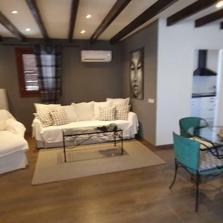 Edificio duplex Can Roses Moscari Exterior foto