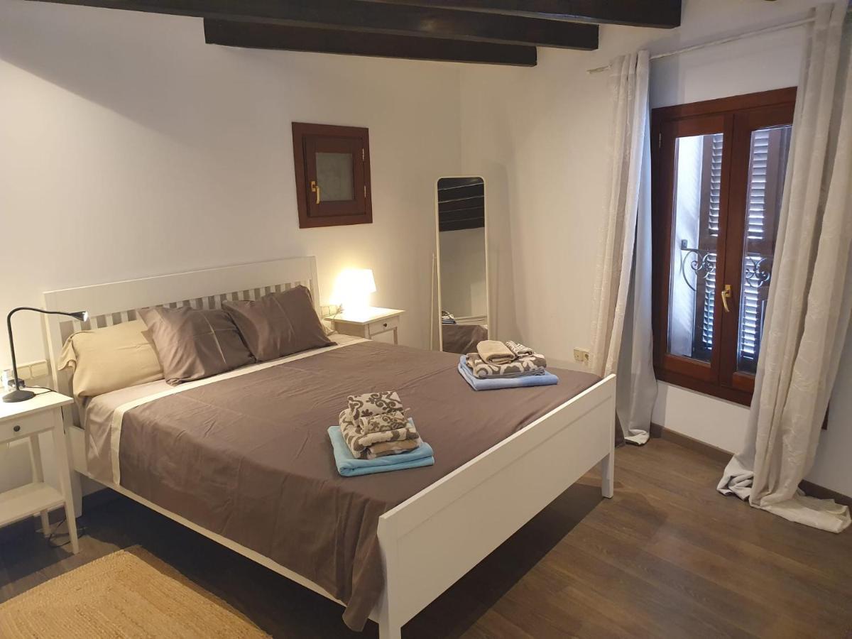 Edificio duplex Can Roses Moscari Exterior foto